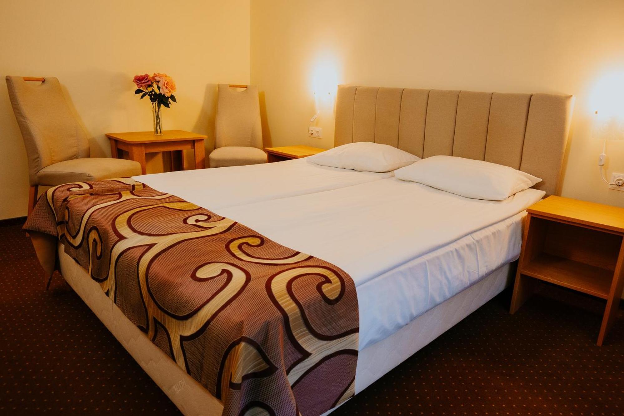 Hotel Tusnad بايلي توشناد المظهر الخارجي الصورة