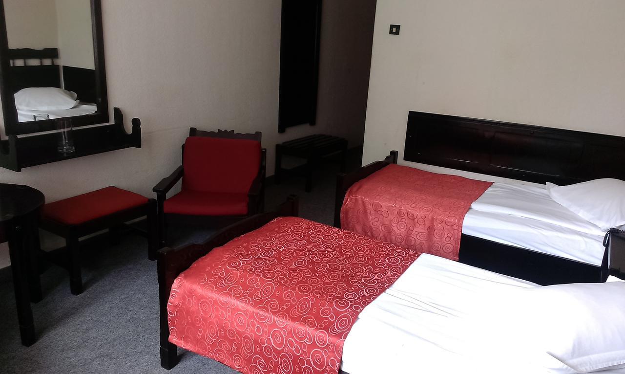 Hotel Tusnad بايلي توشناد المظهر الخارجي الصورة